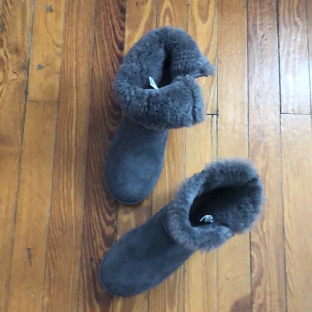 Famous Brand-like Genuine Sheepskin Short Shearling Grey Boot sz 9